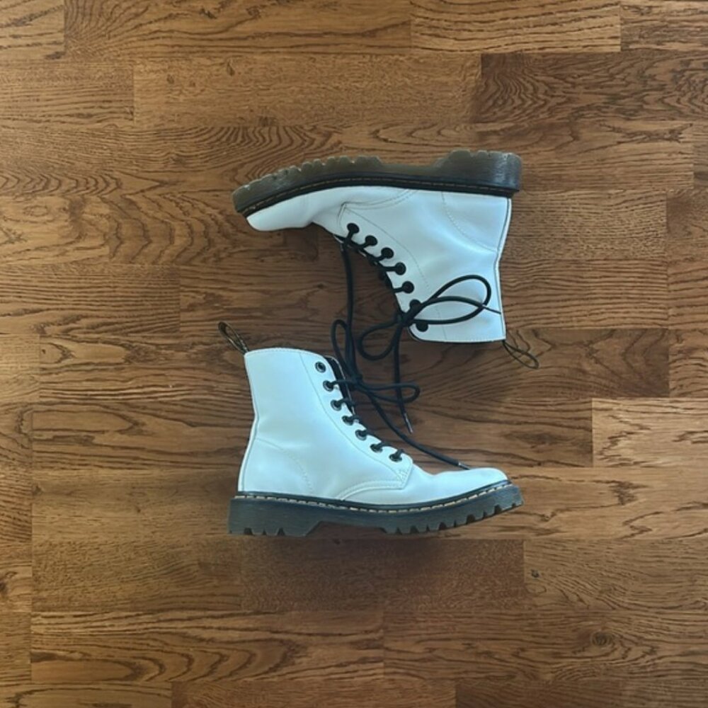 Dr. Martens Women’s Luana Boots in White Leather Combat 6 Black Lug Sole Doc